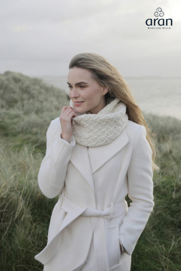 Super Soft Merino Cabled Cowl - Natural