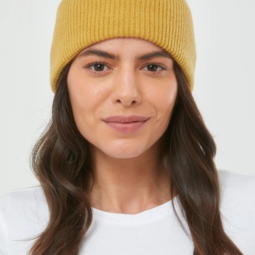 Cashmere Ribbed Beanie Hat in Mustard