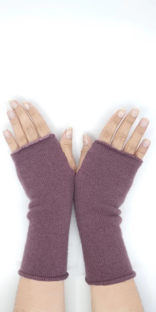 Ekotree_Cashmere_Mittens_Berry